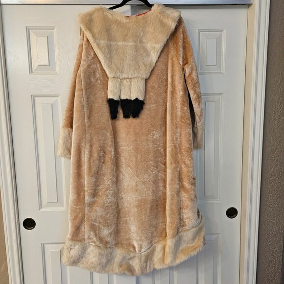 Cruella Coat - Picture 6 of 9